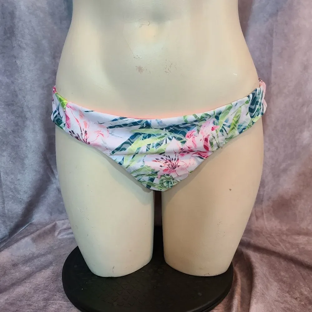 Becca‎ Tropical Palm Print Bikini Bottoms Size Medium